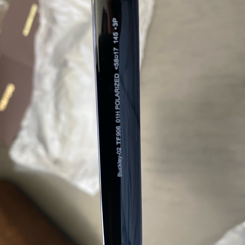‼️‼️BRAND NEW LUXURY BRAND TOM FORD SUNGLASSES.‼️‼️ - Picture 3 of 6